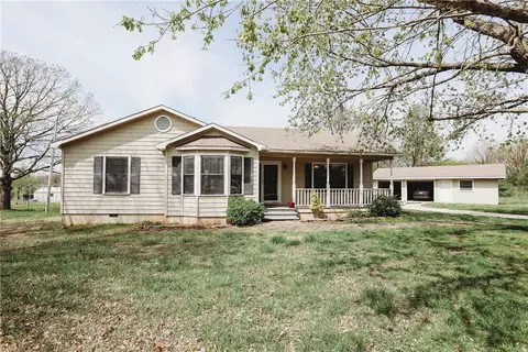 5376 Harrell Ln, Springdale, AR 72762 photo 1