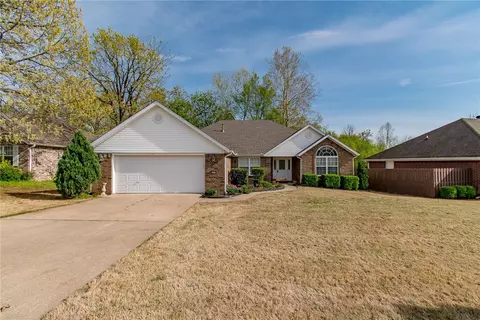 3470 Eaglecrest Cir, Springdale, AR 72762 photo 1