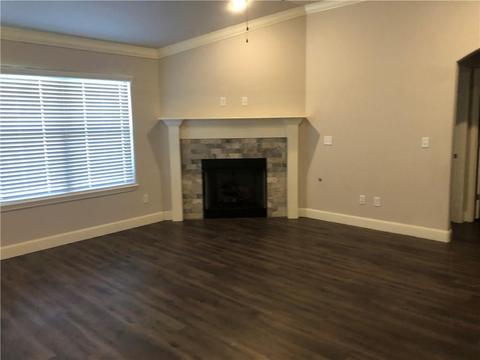 808 Mulberry St, Gravette, AR 72736 photo 4