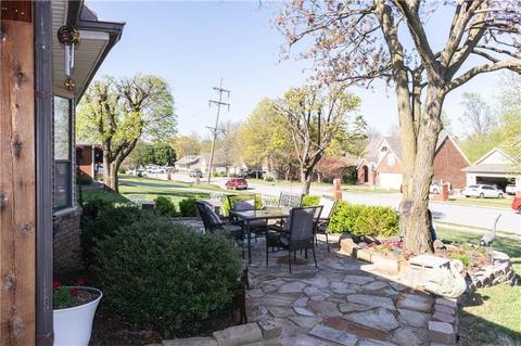 2002 Stout Dr, Springdale, AR 72762 photo 4