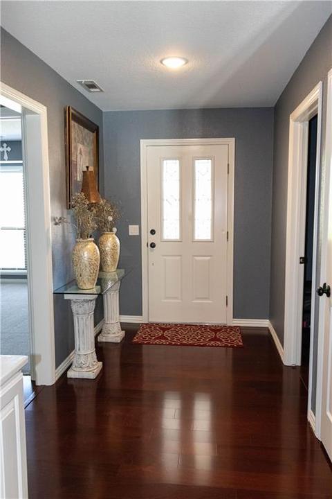 2002 Stout Dr, Springdale, AR 72762 photo 5