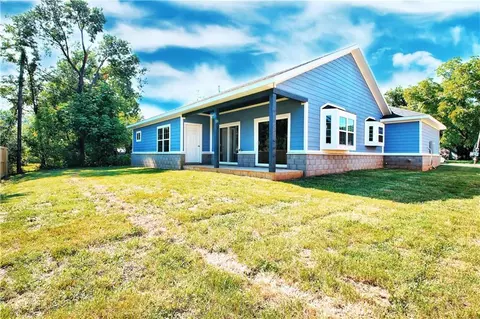 404 E Union St, Rogers, AR 72756 photo 16