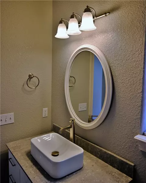 505 E Andrew Ave, Springdale, AR 72764 photo 9