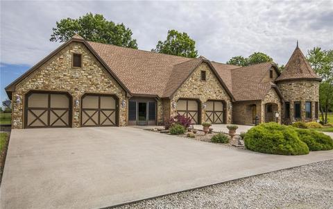 1832 E Lake Rd, Springdale, AR 72762 photo 2