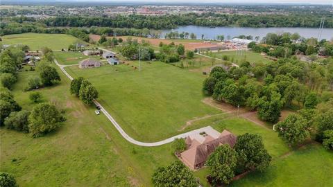 1832 E Lake Rd, Springdale, AR 72762 photo 29