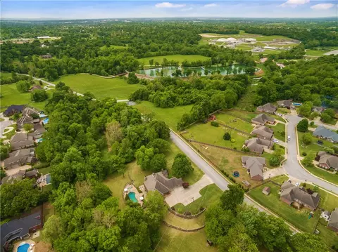 3355 N Stultz Rd, Springdale, AR 72762 photo 9