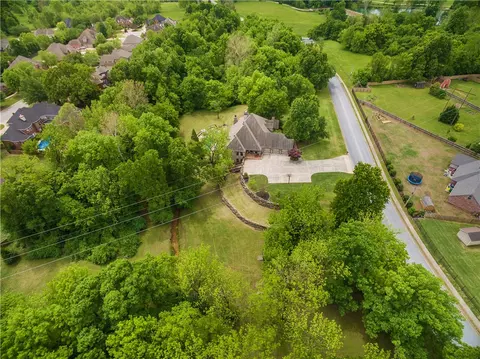 3355 N Stultz Rd, Springdale, AR 72762 photo 8