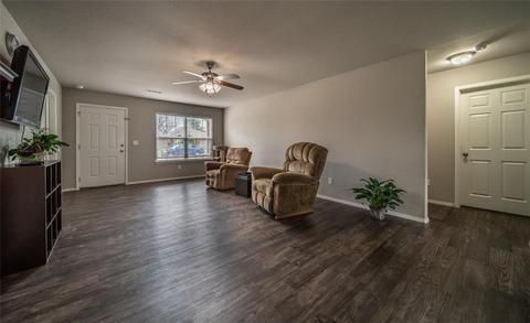 741 Morningside Dr, Centerton, AR 72719 photo 2