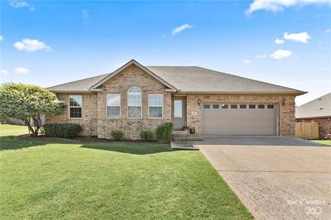 520 Tamarron Dr, Centerton, AR 72719 photo 1