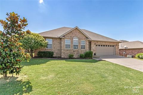 520 Tamarron Dr, Centerton, AR 72719 photo 2
