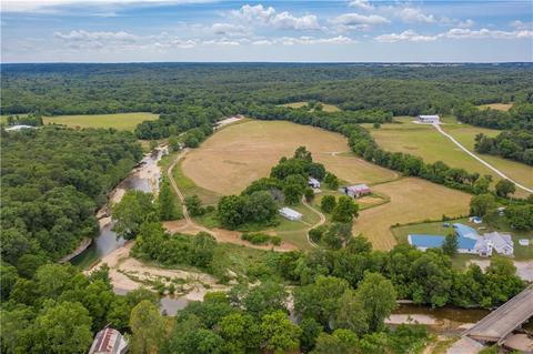 15598 E 450 Rd, Jay, OK 74346 photo 2