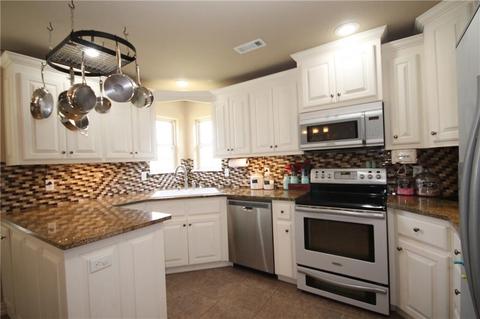 110 Skinner St, Centerton, AR 72719 photo 3