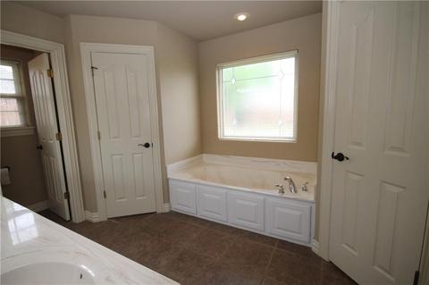 110 Skinner St, Centerton, AR 72719 photo 13