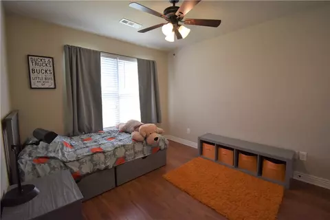 112 Mcdaniel St, Lowell, AR 72745 photo 9