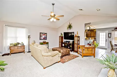 2595 Fruit Tree Ave, Springdale, AR 72764 photo 4