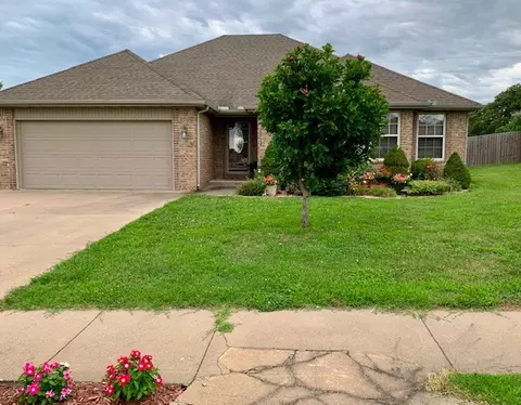 611 Eagle Dr, Gravette, AR 72736 photo 1
