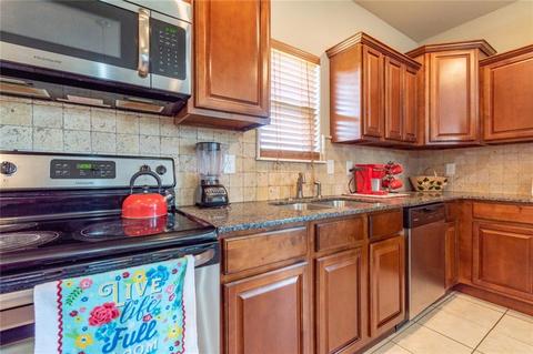 202 Devonshire Ave, Lowell, AR 72745 photo 11