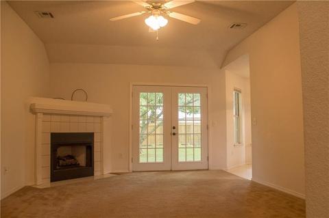 501 Cass Rd, Centerton, AR 72719 photo 2