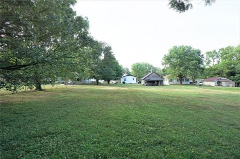 104 Broadway St, Exeter, MO 65647 photo 3