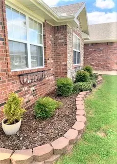 411 Timber Ridge St, Centerton, AR 72719 photo 3