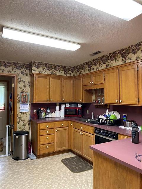 1809 15th St, Rogers, AR 72758 photo 2