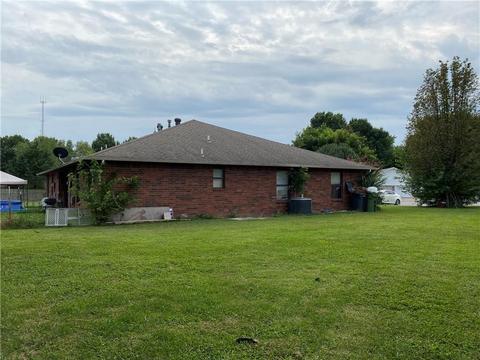 1809 15th St, Rogers, AR 72758 photo 5