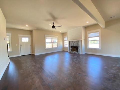 424 Ramsey St, Gentry, AR 72734 photo 5