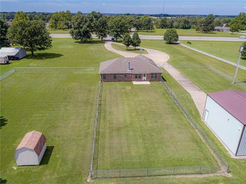 2118 N Main St, Jay, OK 74346 photo 4