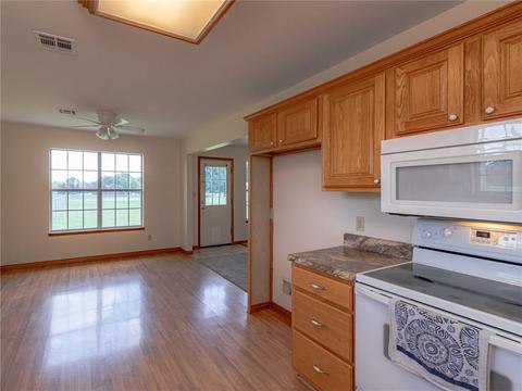 2118 N Main St, Jay, OK 74346 photo 14