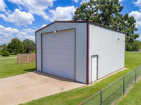 2118 N Main St, Jay, OK 74346 photo 8