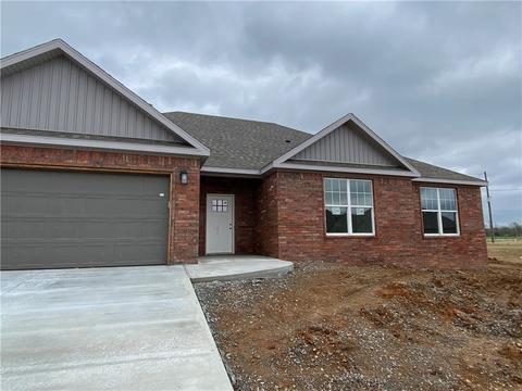 910 Skyline Loop, Centerton, AR 72719 photo 3
