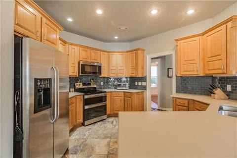 4446 Stonecrest Cir, Springdale, AR 72762 photo 8