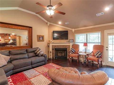 1407 Walker Dr, Rogers, AR 72756 photo 6