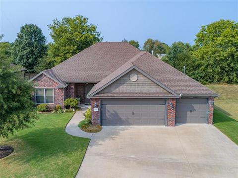 1407 Walker Dr, Rogers, AR 72756 photo 1