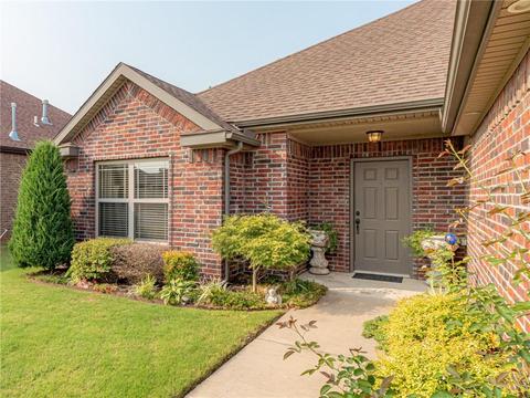 1407 Walker Dr, Rogers, AR 72756 photo 2