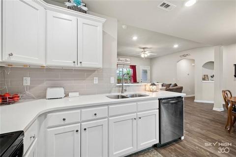 364 Fair St, Centerton, AR 72719 photo 8