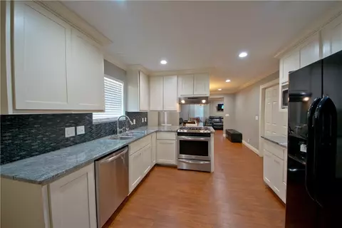 500 Curtis St, Springdale, AR 72764 photo 3