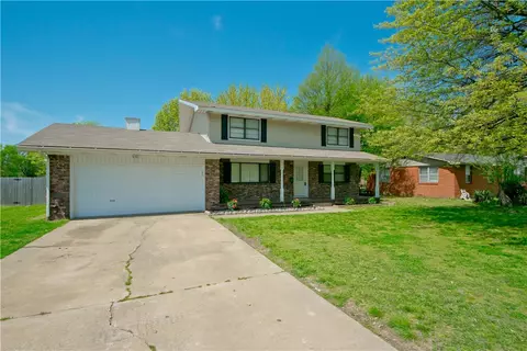 500 Curtis St, Springdale, AR 72764 photo 1