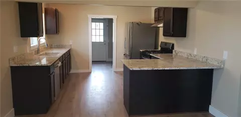 111 Jackson St, Lowell, AR 72745 photo 4