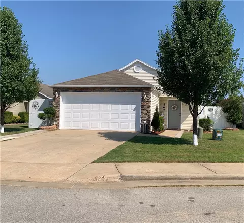 567 Cascade Cir, Springdale, AR 72764 photo 1