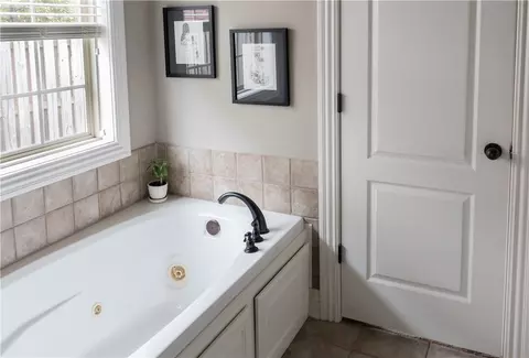 3533 Normandy St, Springdale, AR 72764 photo 9