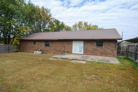 935 E Main St, Gentry, AR 72734 photo 21