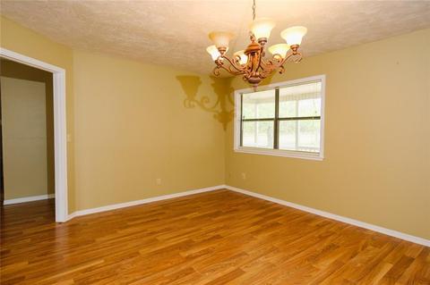 935 E Main St, Gentry, AR 72734 photo 7