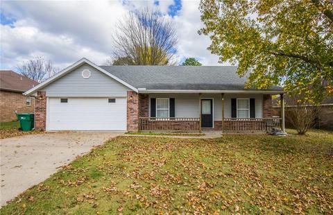 215 Blake Dr, Centerton, AR 72719 photo 1