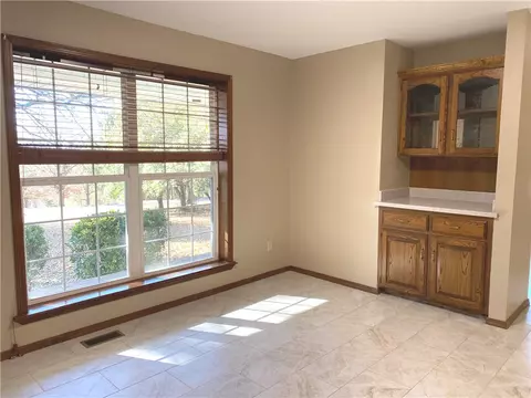 820 Riverview Dr, Alma, AR 72921 photo 9
