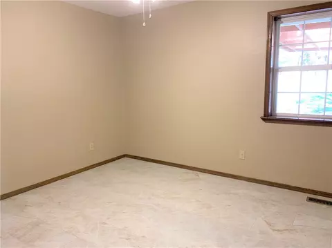 820 Riverview Dr, Alma, AR 72921 photo 12
