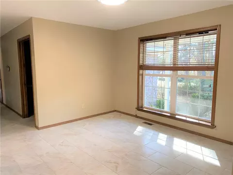 820 Riverview Dr, Alma, AR 72921 photo 8