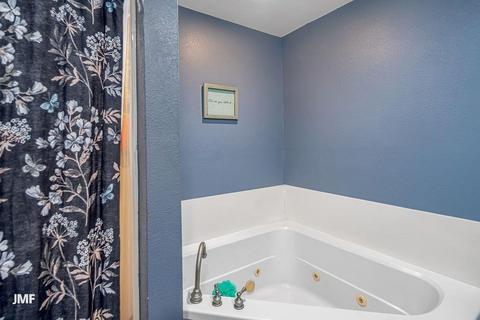 4414 Warwick Cv, Springdale, AR 72762 photo 15