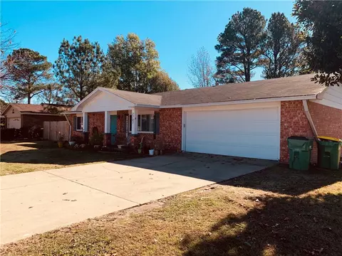 2707 Tracee, Springdale, AR 72762 photo 2