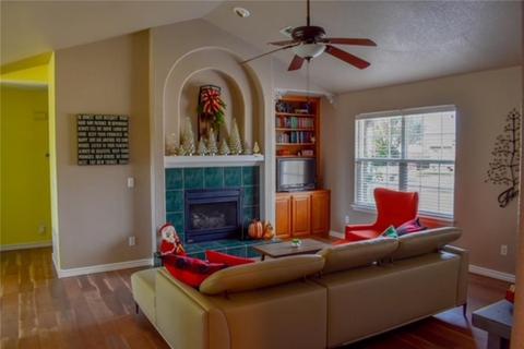 211 Blake Dr, Centerton, AR 72719 photo 4